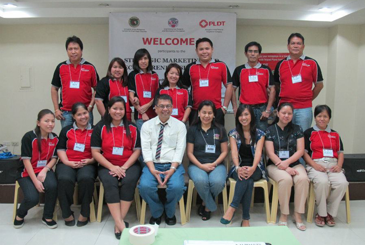 PLDT, UP ISSI team up in bringing free course to Cebu 